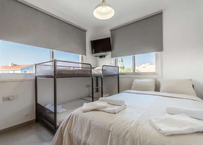 Black Swan ヴィラ ペリヴォリア