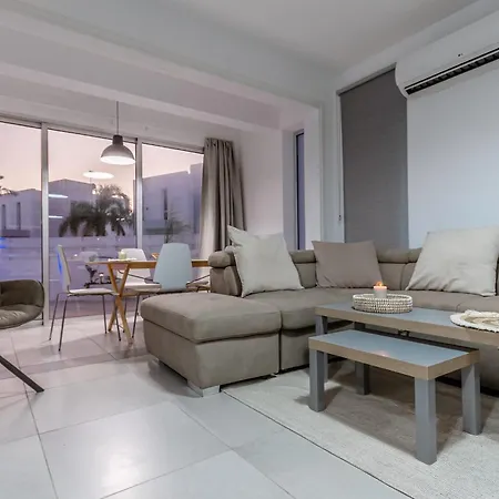 Vila Black Swan Luxury