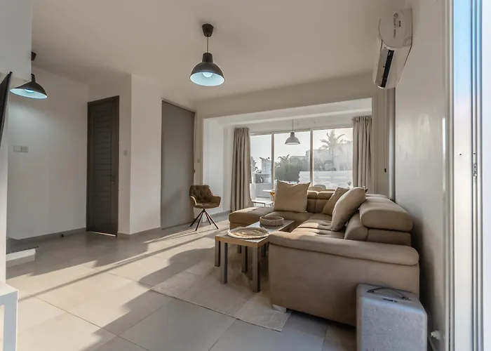 Black Swan Periwolia