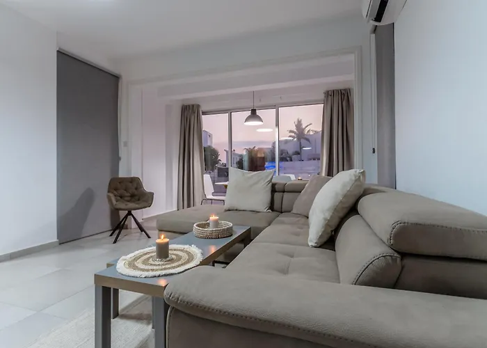 Black Swan Periwolia